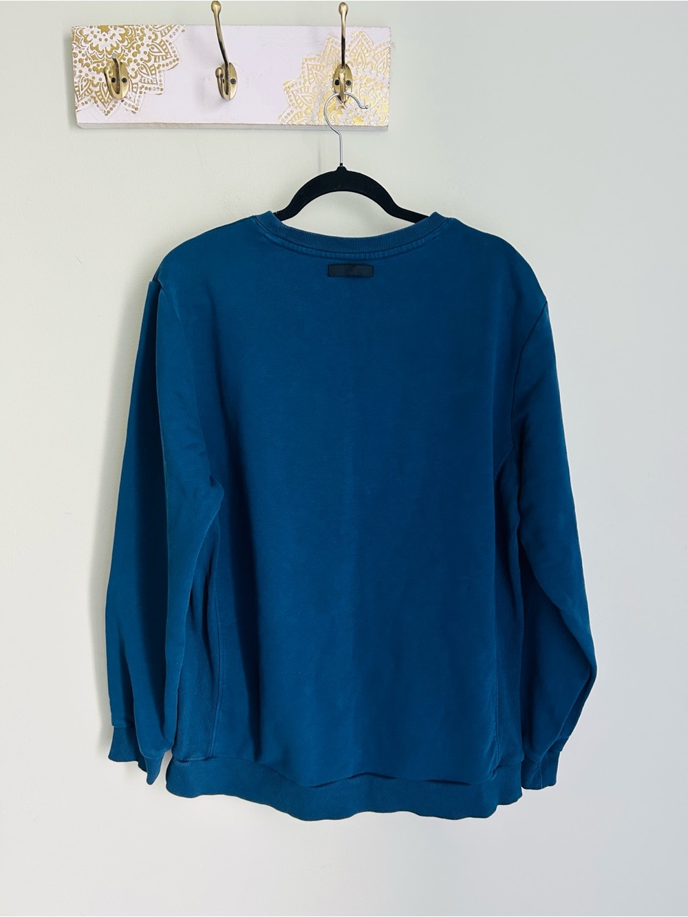 Fabletics Men's Crewneck Sweater in Teal Blue
